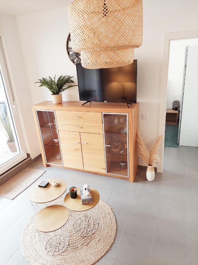 Newhome Nicole Premantura Bagian luar foto