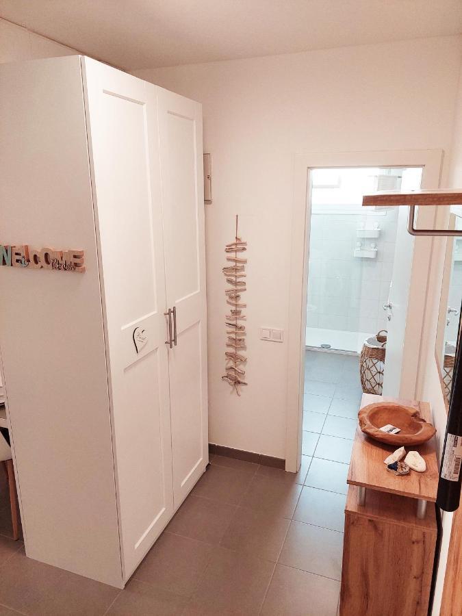 Newhome Nicole Premantura Bagian luar foto